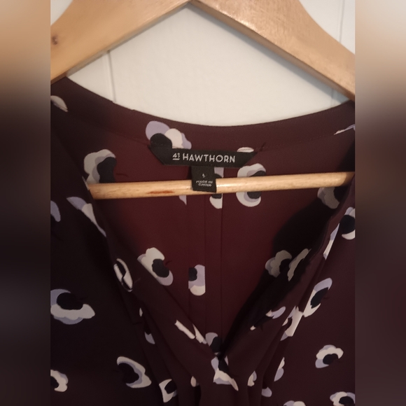 ☮️ 5/$25 LAST CHANCE ☮️ Hawthorne large burgandy 3/4 sleeve blouse - Picture 2 of 6